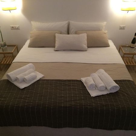Alloggio Turistico Al Colosseo Bed and Breakfast Rom Eksteriør billede