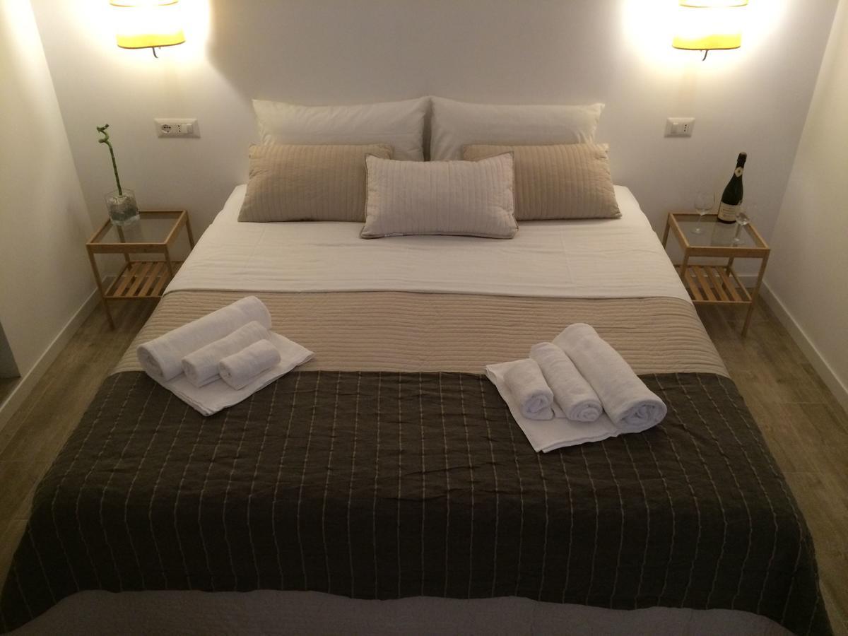 Alloggio Turistico Al Colosseo Bed and Breakfast Rom Eksteriør billede